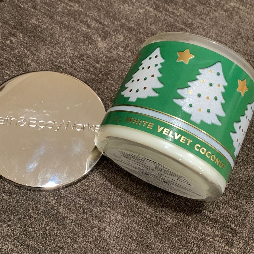 BBW white velvet coconut 3 wick candle